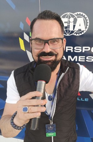 Sébastien GALAUP-speaker sportif-professionnel-FIA SPORT GAMES